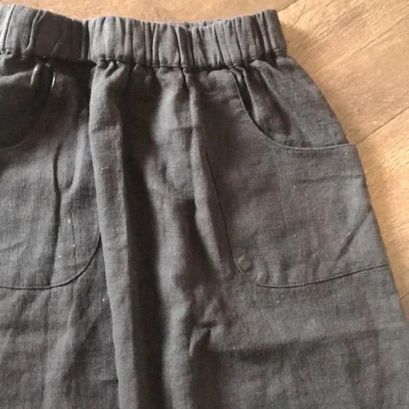 Little Lies black linen skirt Sz 12 - Picture 2 of 4